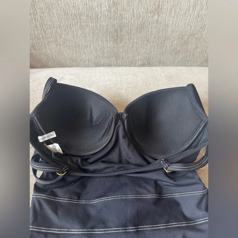 Bleu Rod Beattie Black Belted One Piece Swimsuit — Size 4 | Shaping | Underwire - Picture 5 of 9